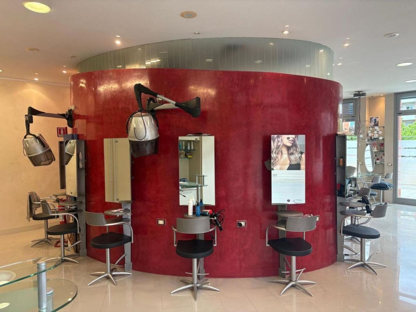 Gewerbliche Immobilie in Faenza, Italy 85m², Nr. 372066