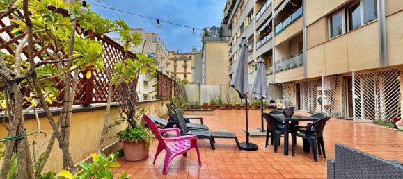 5 rooms Apartment in Naples, Italy No. 38300 4