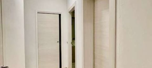 5 rooms Apartment in Modena, Italy No. 86159 4