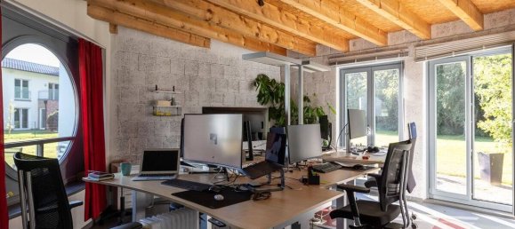 32-salle Bâtiment à Oldenburg, Germany No. 180605 19