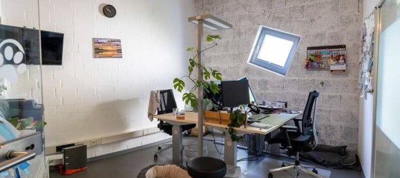 32-salle Bâtiment à Oldenburg, Germany No. 180605 13