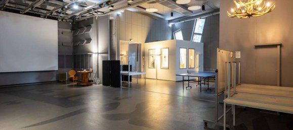 32-salle Bâtiment à Oldenburg, Germany No. 180605 4