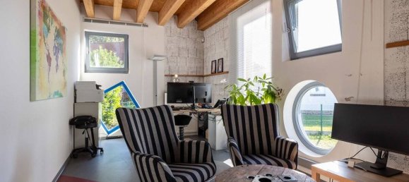 32-salle Bâtiment à Oldenburg, Germany No. 180605 16