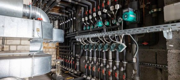 32-salle Bâtiment à Oldenburg, Germany No. 180605 30