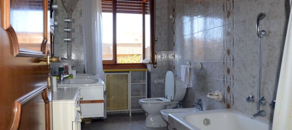 4-Zimmer Wohnung in Rome, Italy, Nr. 280185 8