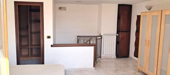 Apartamento T2 em Guidonia Montecelio, Italy N.º 335173 8