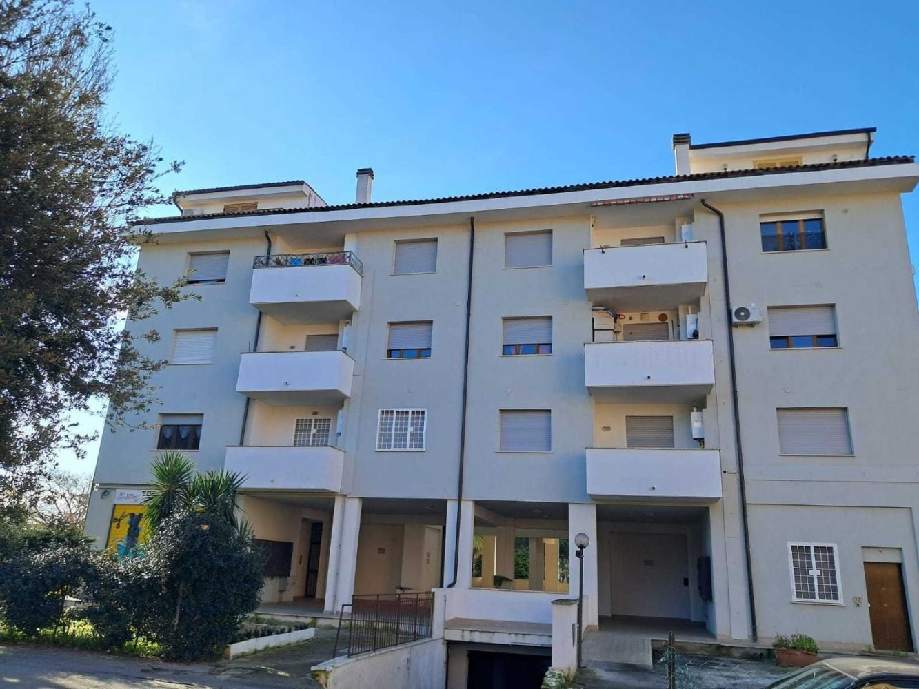 Apartamento T2 em Guidonia Montecelio, Italy N.º 335173