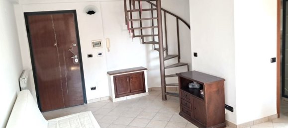 Apartamento T2 em Guidonia Montecelio, Italy N.º 335173 6