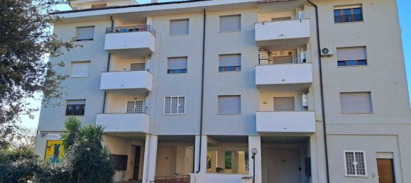 Apartamento T2 em Guidonia Montecelio, Italy N.º 335173 14