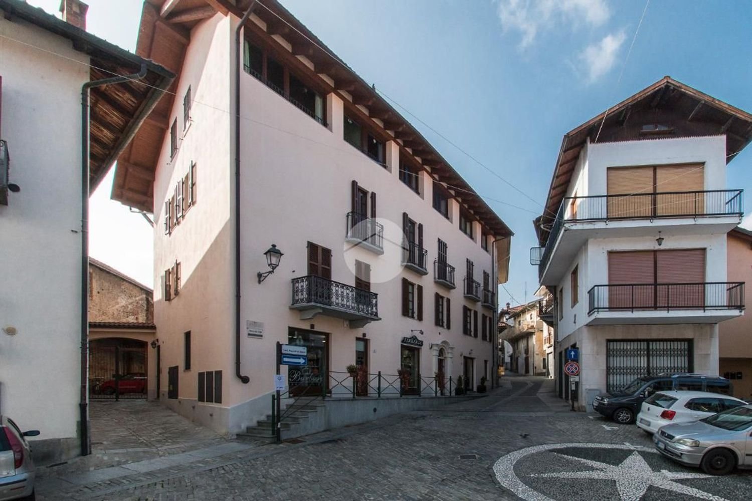 4 bedrooms Apartment in Giaveno, Italy No. 385234