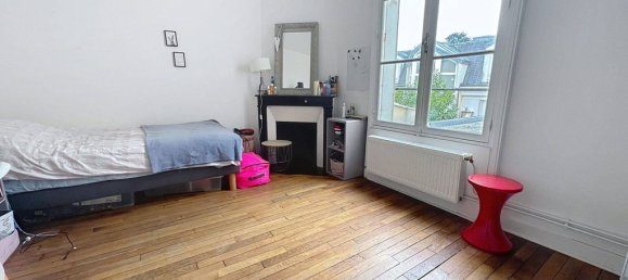 3 bedrooms Duplex in Saint-Cloud, France No. 131906 5