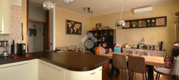2 bedrooms Apartment in Brembate, Italy No. 371442 11