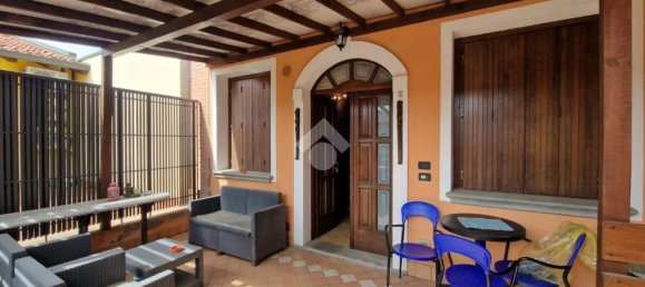 3 rooms Apartment in Chiari, Italy No. 311836 4