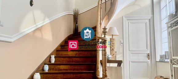 Замки и поместья с 7 спальнями в Сен-Мартен-Булонь, Франция № 268077 3