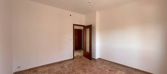 Apartamento T3 em Carrù, Italy N.º 358240 9