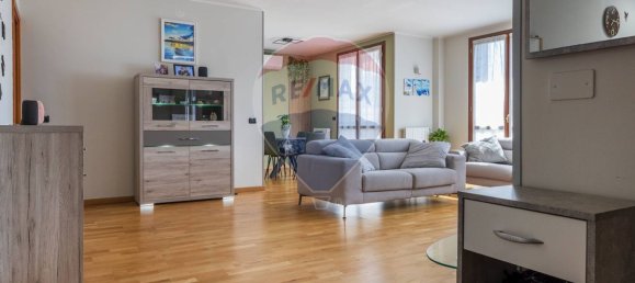 2 Schlafzimmer Wohnung in Busto Arsizio, Italy, Nr. 270492 2