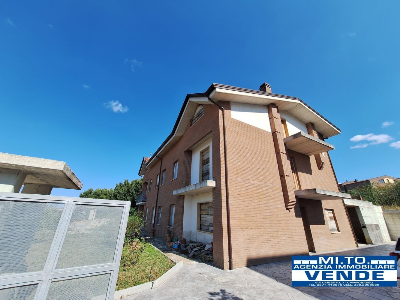 10 rooms Villa in Campobasso, Italy No. 306715