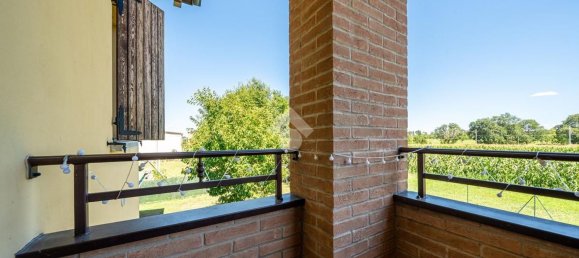 6 rooms House in Bibbiano, Italy No. 265997 7