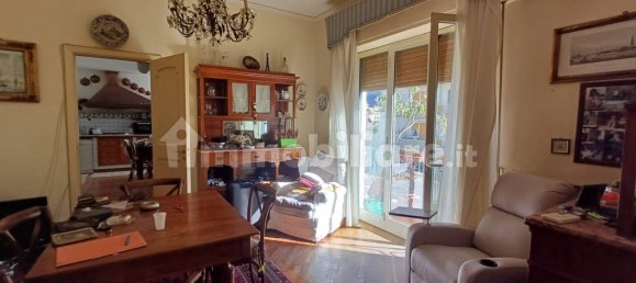 2 Schlafzimmer Wohnung in Palermo, Italy, Nr. 360992 8