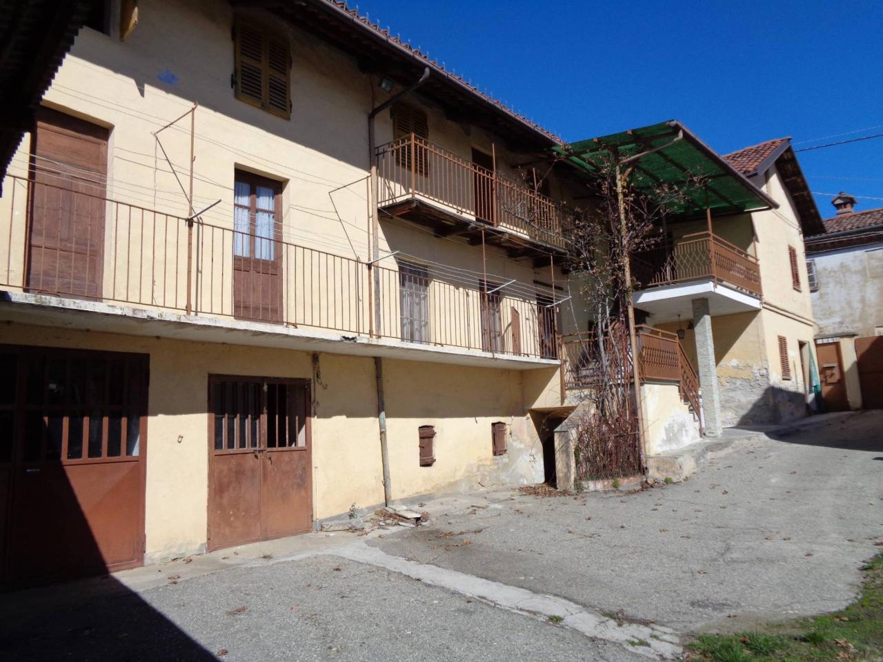 Дом с 10 комнатами в Покапалья, Италия № 154242