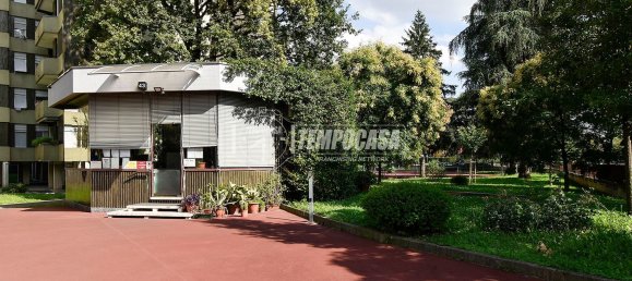 3-salle Appartement à Cologno Monzese, Italy No. 264869 12