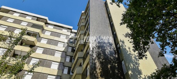 3-salle Appartement à Cologno Monzese, Italy No. 264869 21