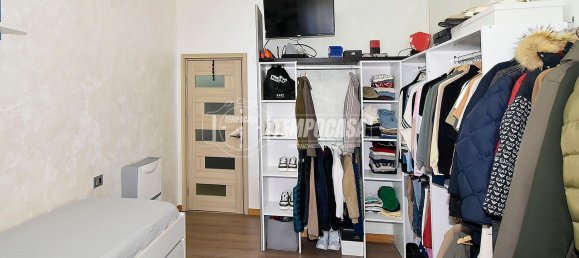 3-salle Appartement à Cologno Monzese, Italy No. 264869 15