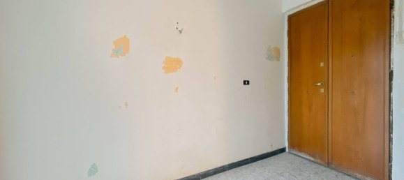 3-salle Appartement à Genoa, Italy No. 278099 10