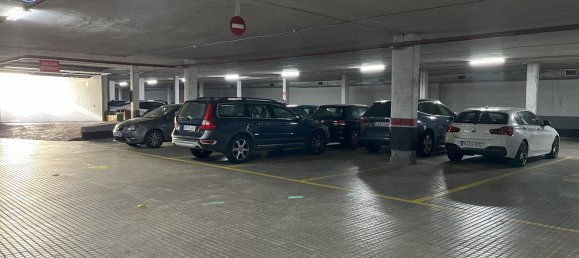 120m² Garage in Madrid, Spain No. 95423 4
