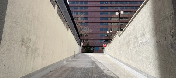 120m² Garage in Madrid, Spain No. 95423 8