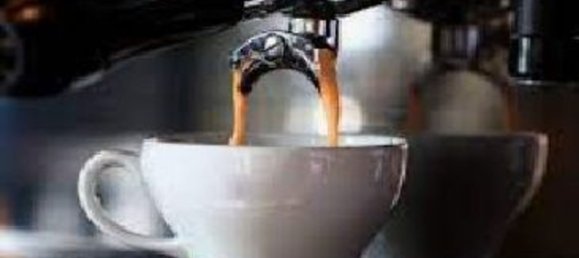 3 rooms Commercial property in Rome, Italy No. 149279 8