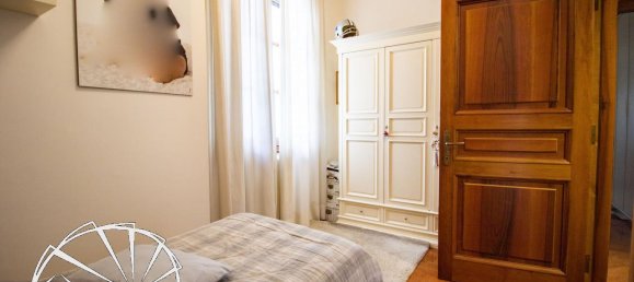 6 rooms Apartment in Prato, Italy No. 24538 11