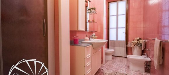 6 rooms Apartment in Prato, Italy No. 24538 14