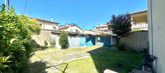 Studio in Ravenna, Italy No. 330562 15