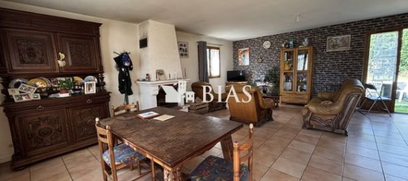 3 bedrooms House in Eure, France No. 300611 2