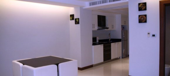 2 bedrooms Condo in Pattaya, Thailand No. 1461 3