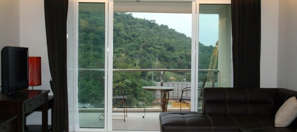 2 bedrooms Condo in Pattaya, Thailand No. 1461 2