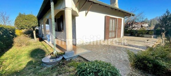 2 Schlafzimmer Villa in Azzate, Italy, Nr. 279152 11