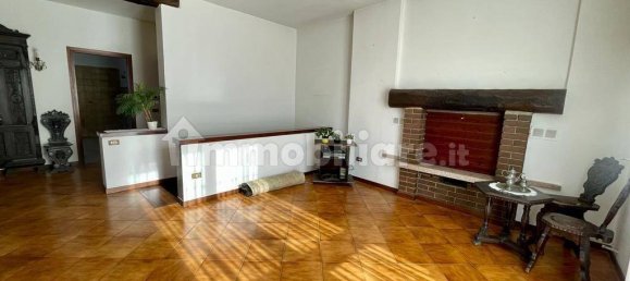 2 Schlafzimmer Villa in Azzate, Italy, Nr. 279152 23