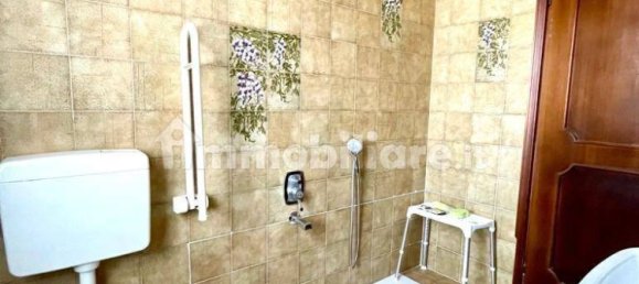 2 Schlafzimmer Villa in Azzate, Italy, Nr. 279152 36