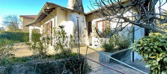 2 Schlafzimmer Villa in Azzate, Italy, Nr. 279152 8