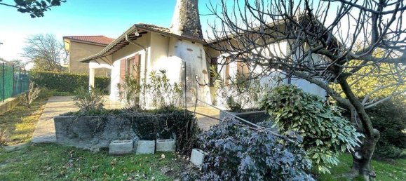 2 Schlafzimmer Villa in Azzate, Italy, Nr. 279152 4