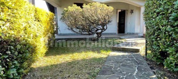 2 Schlafzimmer Villa in Azzate, Italy, Nr. 279152 9