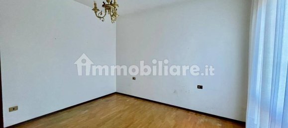 2 Schlafzimmer Villa in Azzate, Italy, Nr. 279152 34