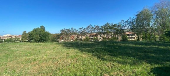 1192m² Land in Porto Sant'Elpidio, Italy No. 63736 12