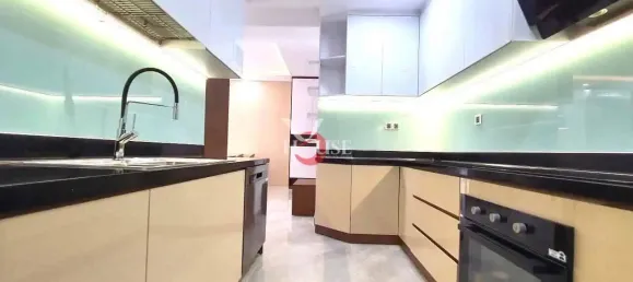 2 bedrooms Apartment in District 7, Vietnam No. 19378 4