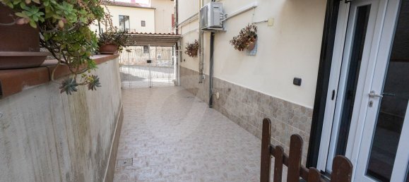 5 rooms House in San Martino Sannita, Italy No. 73684 10