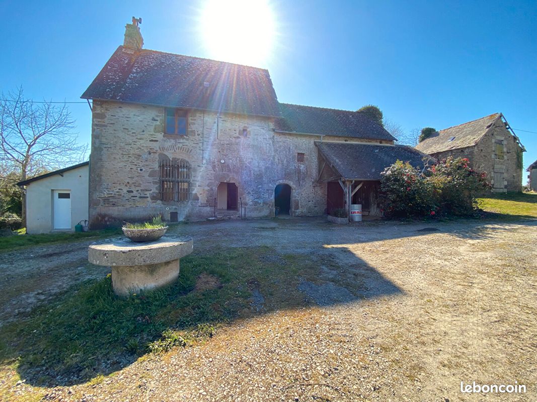 3 chambres Maison à Mayenne, France No. 337710