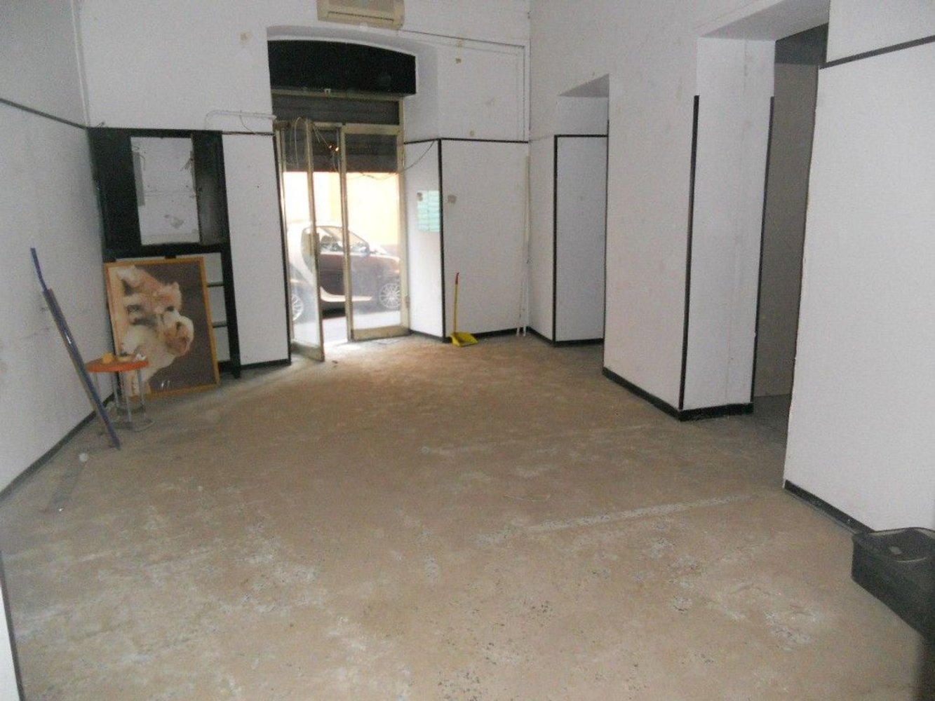  عقار تجاري في Genoa, Italy 32متر مربع رقم 107714