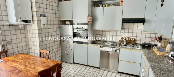 3 bedrooms Apartment in Verona, Italy No. 347421 12